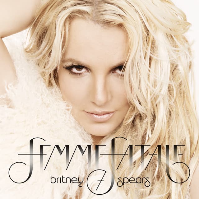 Capa de Femme Fatale (Deluxe Version)